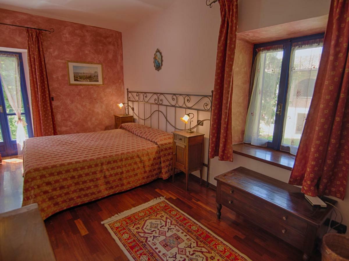 B&B Il Sole Delle Rive Sinio Kültér fotó