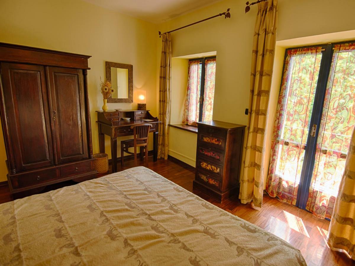 B&B Il Sole Delle Rive Sinio Kültér fotó