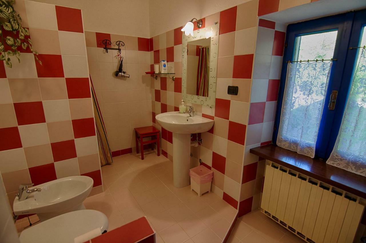 B&B Il Sole Delle Rive Sinio Kültér fotó